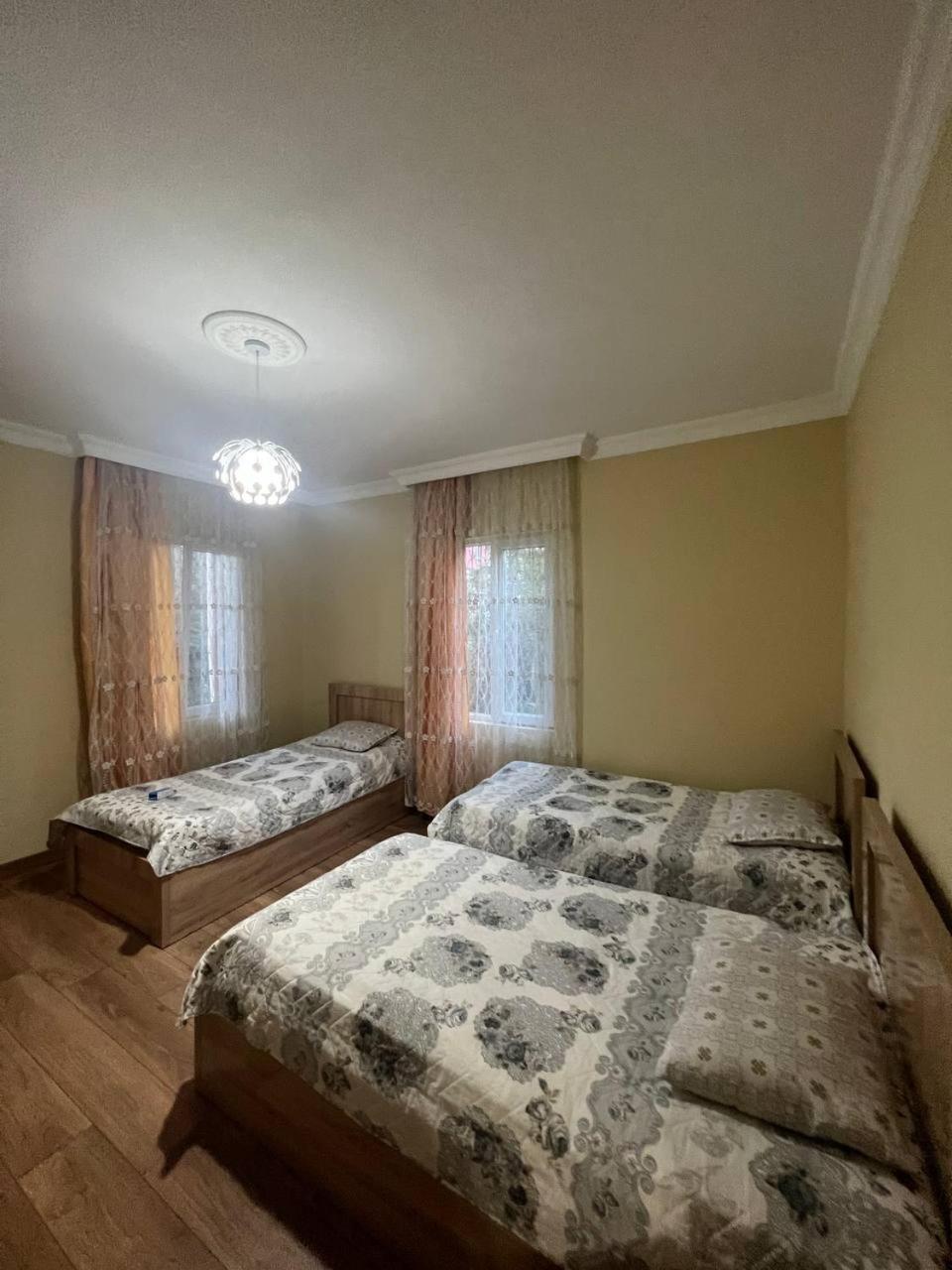 Los-Polos Hermanos Batumi Esterno foto